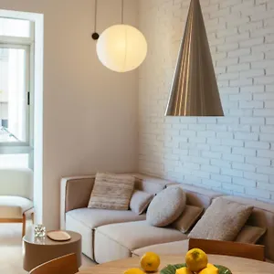 Newly Renovated Stylish Eixample - Great Location Barcelona